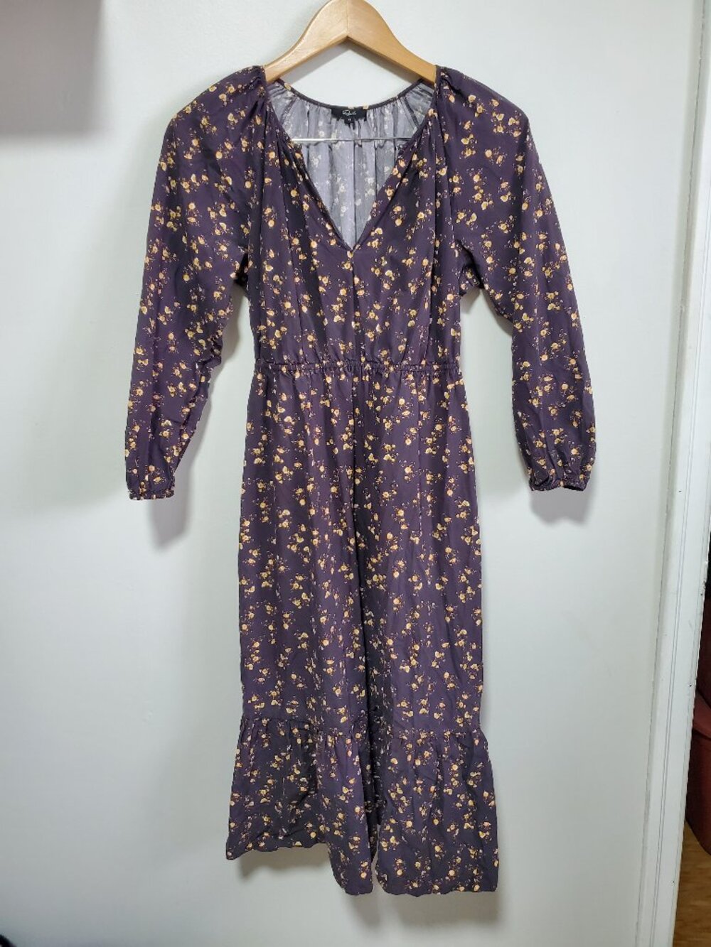 RAILS Sal Midi Dress Dark Romantic Floral XS 3/4 Puff Sleeve Ruffle Clasp Neck - Picture 2 of 16